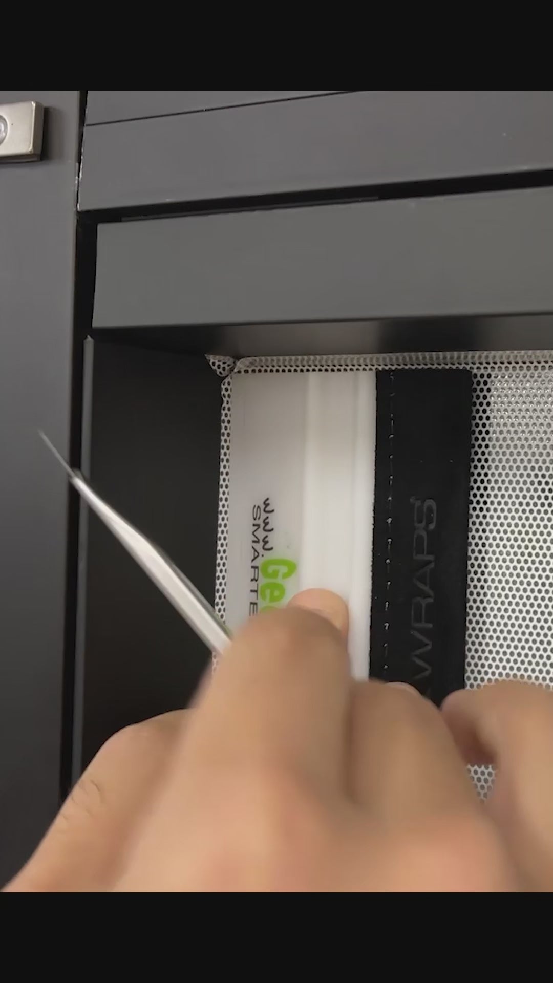Cut Back Reveal Squeegee